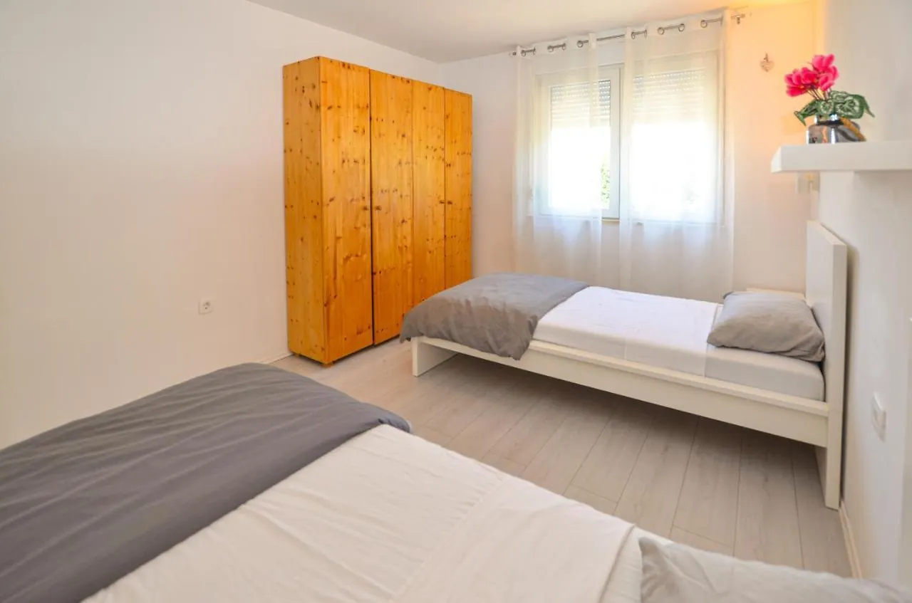 Apartments Iris Rovinj